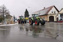 Zemědělci pokračují v demonstraci