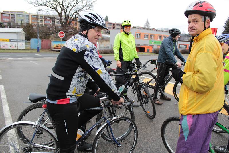 Novoroční vyjížďka benešovských cyklistů 2019.