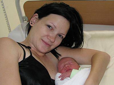  V neděli 3. července ve 12.45 se narodil Daniel, rodičům Andree Mužíkové a Martinu Jarkovskému z Benešova. Jeho váha při příchodu na tento svět byla 3,61 kg a míra 48 cm. Doma se na něj těší sestřička Ella (19 měsíců).    