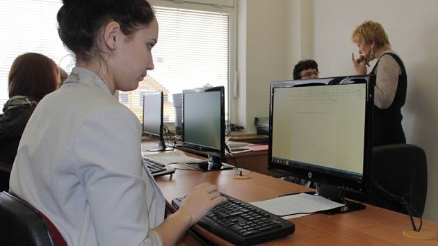 Obchodní akademie Neveklov hostila Mistrovství republiky v grafických disciplinách už podruhé.