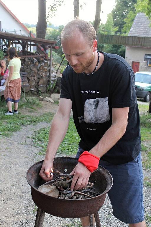 Čtvrté Folkové Blatiny v Šebáňovicích.