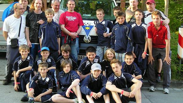 Mladší žáci SK Benešov U13 na turnaji v Německu v Markt Schwabenu, kde získali zlato.