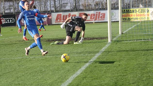 Vlašim doma zválcovala Třinec 4:0