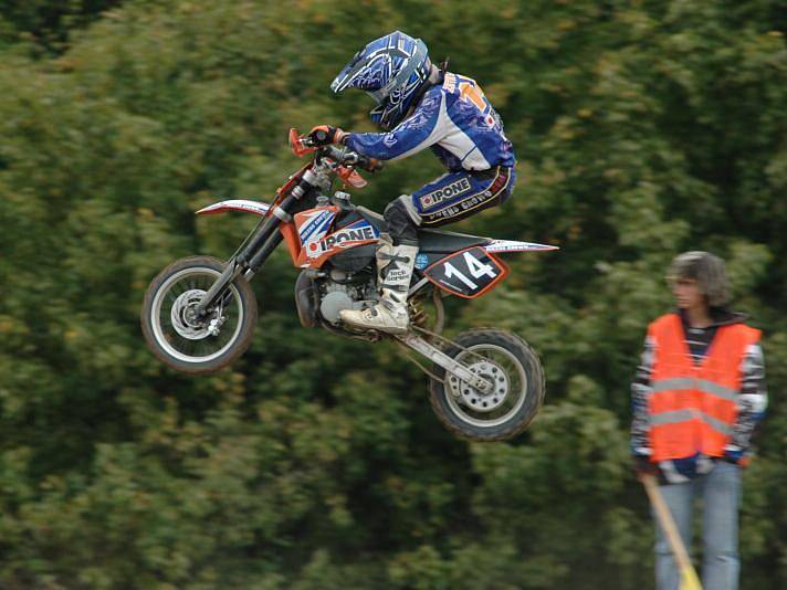 Zbyněk Kobián dokázal v loňské sezoně, že je na dobré cestě stát se kvalitním motokrosařem, což ví i ve Středisku motokrosového sportu. Teď musí zvládnout přestup do silnější kubatury