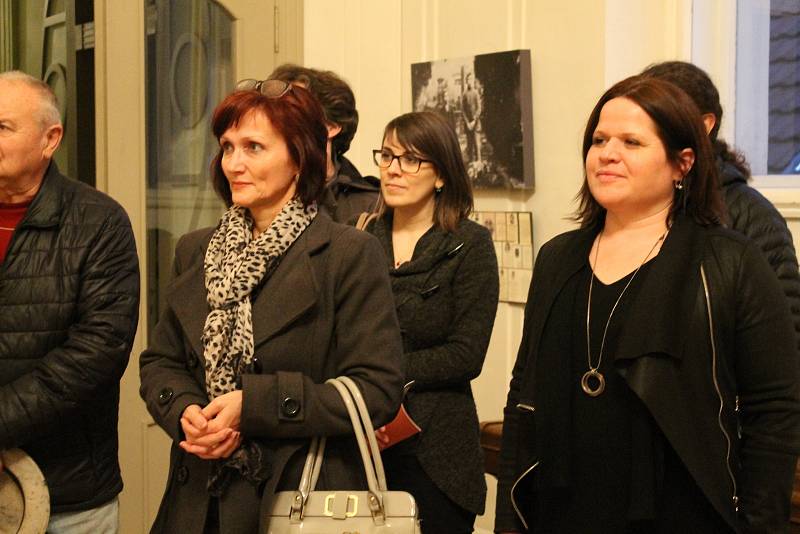 Vernisáž, která se uskutečnila 1. února v Muzeu umění a designu v Benešově, otevřela výstavu s tématikou tridentského exodu.