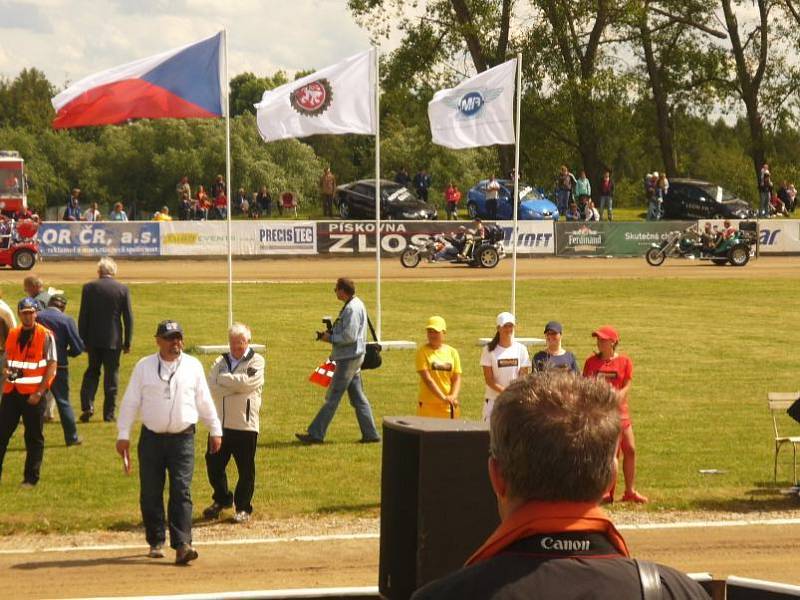 Kvalifikace o Speedway GP 2010 na krátké ploché dráze v Divišově