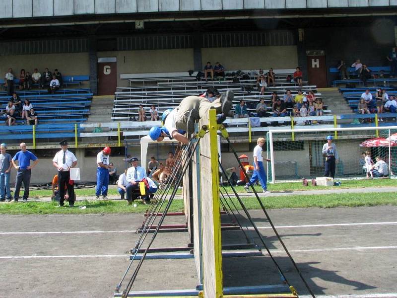 V sobotu 7. června se na stadionu V Lukách vystřídala při soutěžích v požárním sportu hasičská elita z celého Benešovska