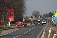 Úsek častých dopravních nehod: křížení silnic II/111 a II/112 u Struhařova ve čtvrtek 23. února 2023. Zásadní proměnou projde nebezpečné místo v roce 2024.