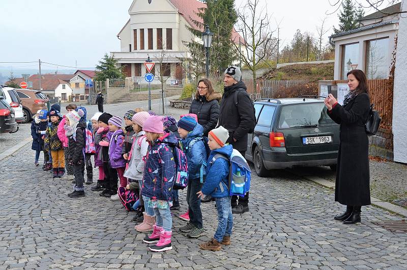 Pieta u Památníku padlým ve Vlašimi.