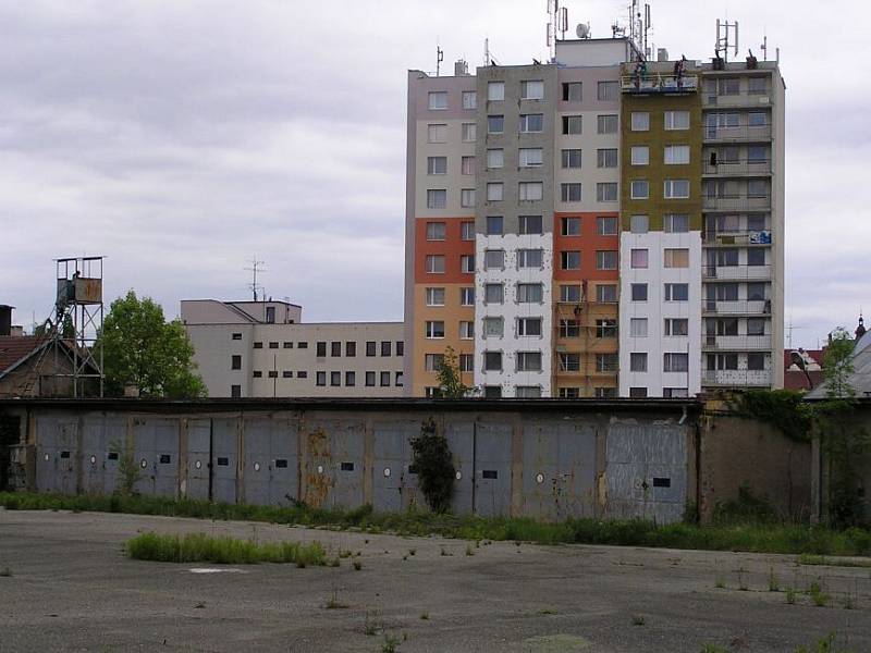 Více než rok se táhne dohadování zastupitelů Benešova o tom, co by mělo nebo nemělo vzniknout v areálu Pražských kasáren