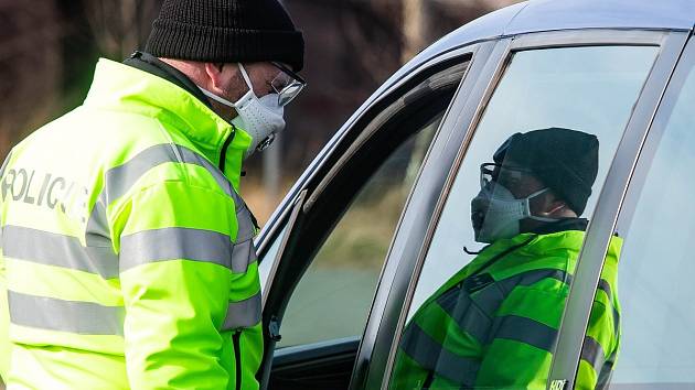 Ostravák se zákazem řízení vyrazil opilý autem do ulic Velkého Meziříč