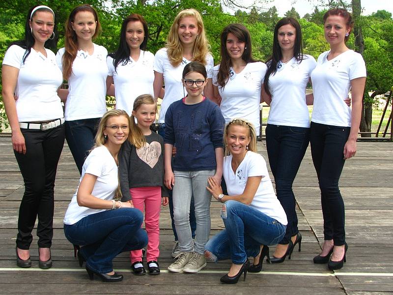 Nedělní generální zkouška na Miss hasička Středočeského kraje 2015.