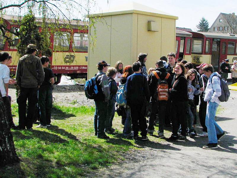 Nehoda na železničním přejezdu v Poříčí nad Sázavou