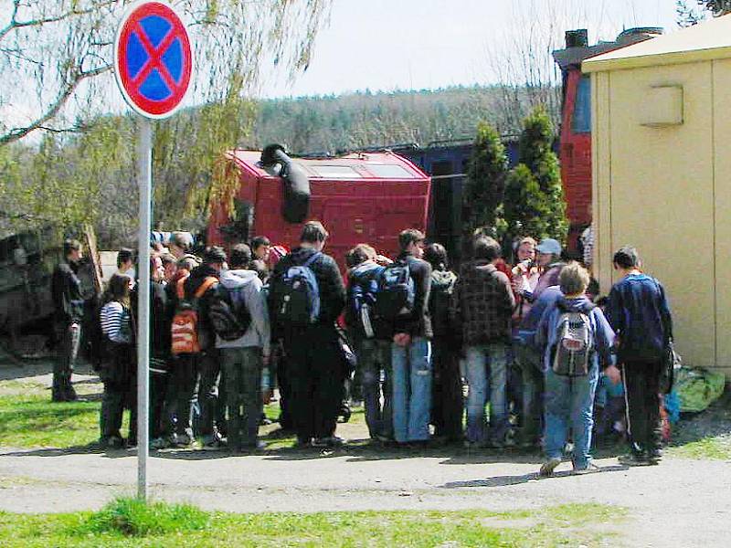 Nehoda na železničním přejezdu v Poříčí nad Sázavou