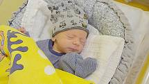 Petr Vanta se narodil v benešovské porodnici 2. listopadu 2021 v 19:37 hodin s váhou 2400 g. Chlapečka si domů do Mrače odvezli rodiče Jaroslava a Martin.