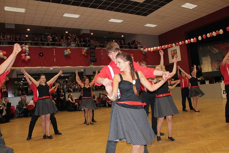 Maturitní ples GOA Sedlčany v KC Karlov v Benešově.