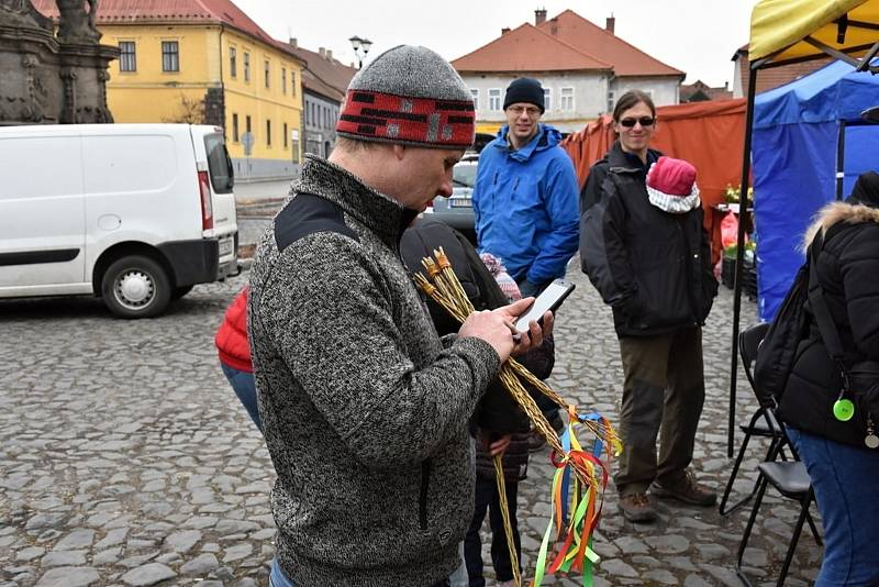 Tradiční velvarské vajíčkobraní.