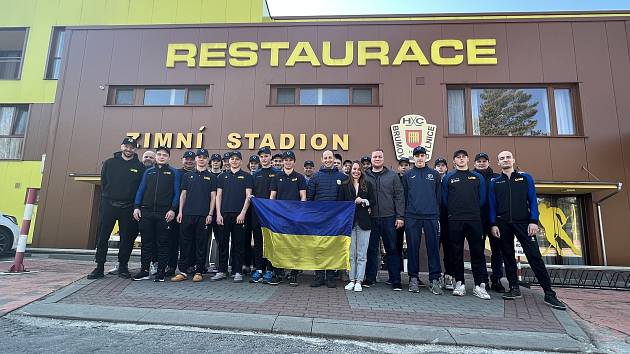Reprezentace Ukrajiny do 18 let našla útočiště ve městě Brumov-Bylnice.