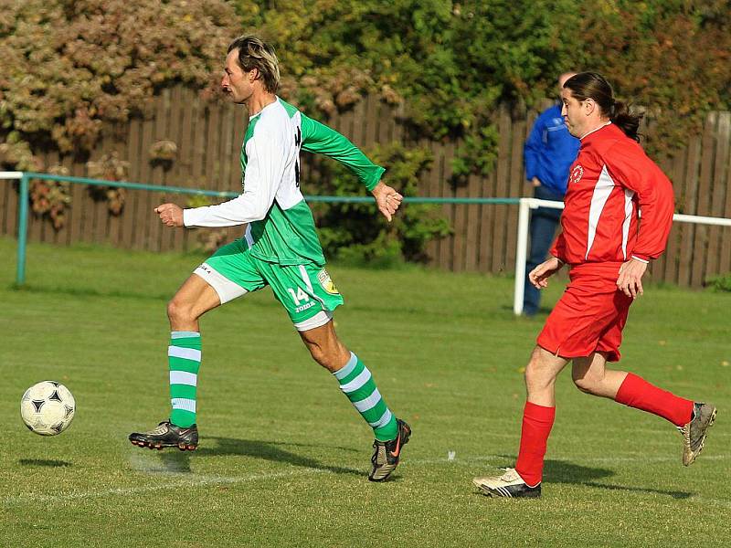 Sokol Hostouň B - SK Třebichovice 10:0 , utkání IV.tř. sk.A (Kladno)  2010/11, hráno 17.10.2010