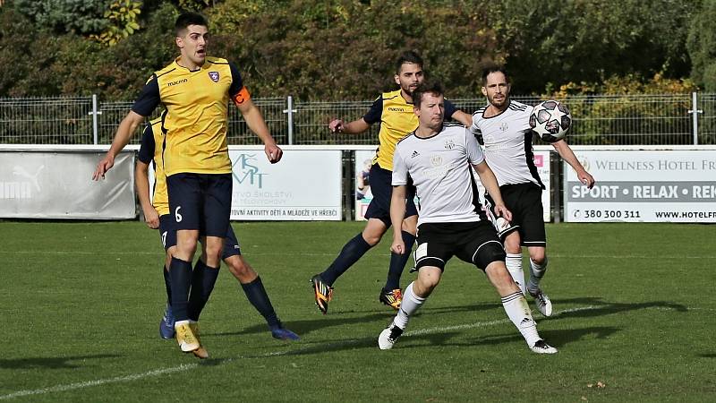 SK Hřebeč - FK Kosoř 2:1 (2:1), KP, 16. 10. 2021