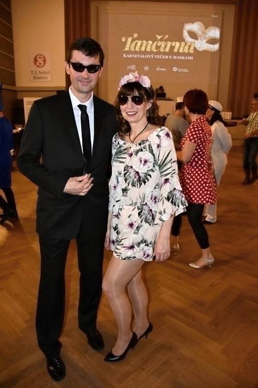 Karnevalová tančírna s Michalem Padevětem.