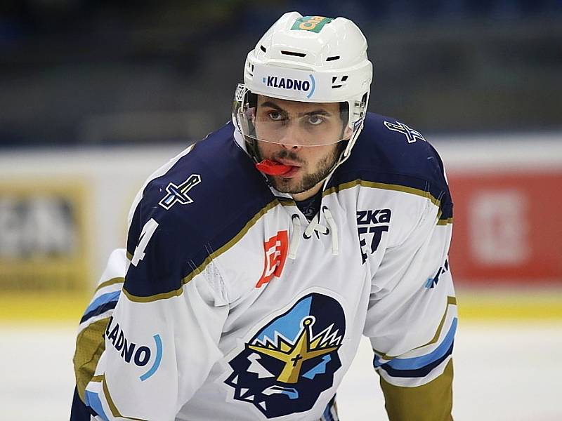 Kladno (v bílém) vysoko přehrálo Prostějov 7:3. Ladislav Romančík