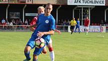 Tuchlovice (v červeném) prohrály doma s Hvozdnicí 0:1. 