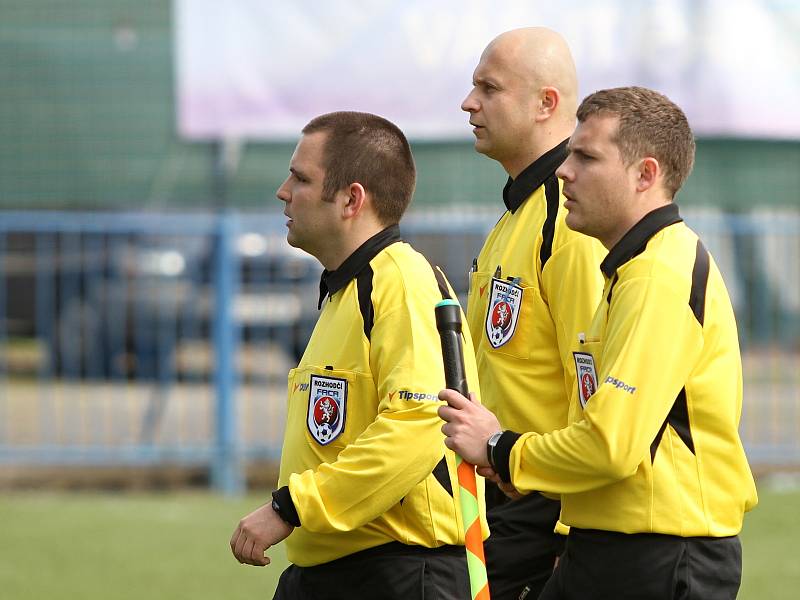 SK Kladno - FK Roudnice nad Labem 1:2, utkání 23.k. CFL. ligy 2011/12, hráno 14.4.2012