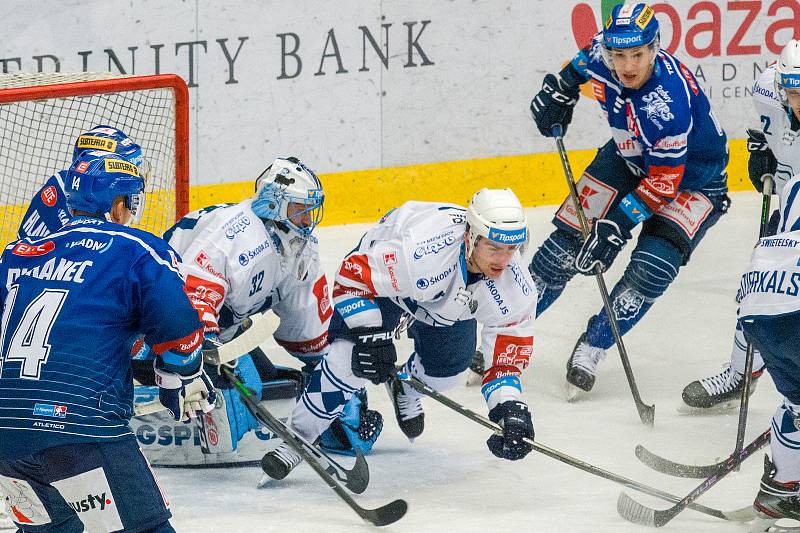 R6ytíři Kladno (v modrém) - Škoda Plzeň 3:4 po prodloužení