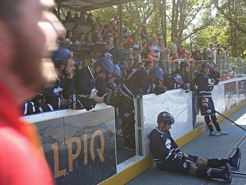 Alpiq Kladno – Kert Praha 0:2  , Kladno 18. 5. 2019, finále Extraligy hokejbalu 2018-9 , Kert vyhrál i třetí zápas a slaví titul.