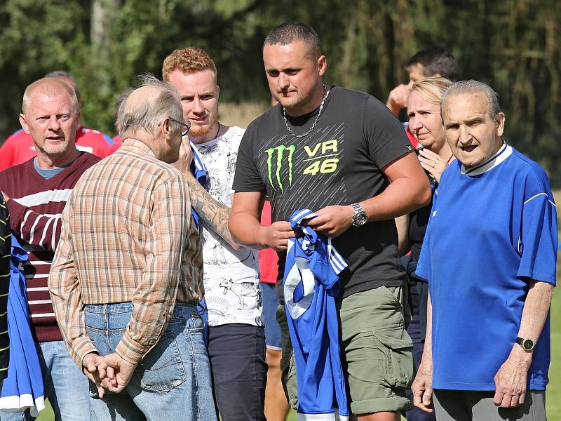 SK Braškov - Internacionálové ČR 3:2. Oslavy 90 let fotbalu na Braškově 