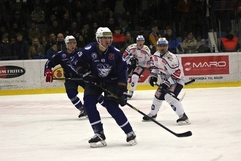 Hokejová příprava se stala v Kolíně událostí, Jágrovo Kladno si přišlo prohlédnout tři tisíce diváků.