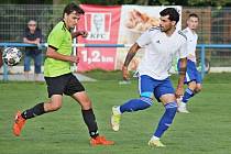 Fotbalisté Dynama Nelahozeves nepřestávají ve venkovních zápasech překvapovat.