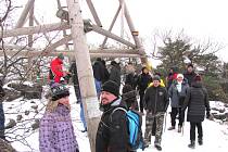 Cílem Novoročního pochodu byla rozhledna Vysoký vrch.