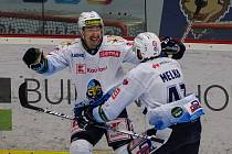 Šestý zápas finále hokejové Chance ligy mezi HC Dukla Jihlava a Rytíři Kladno. Adam Kubík právě rozhodl