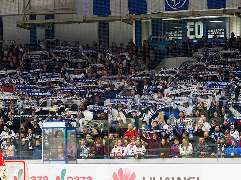 Retro zápas Kladno - České Budějovice ovládli hosté v červeném. 