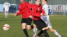 Kladno přenechalo důležité body Měcholupům // SK Kladno -SK Horní Měcholupy 1:3 (0:2) , utkání 14.k. CFL. ligy 2012/13, hráno 10.11.2012