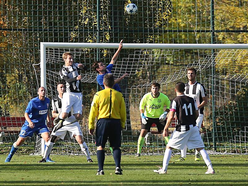 TJ sportovní klub Hřebeč - FK Mníšek pod Brdy 3:1 (1:1), I. A. tř., 14. 10. 2017