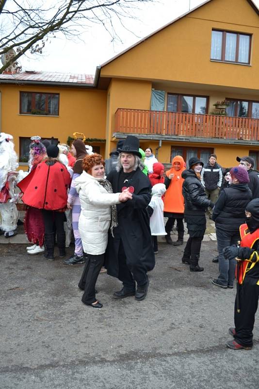 Masopust v Horním Bezděkově, 2. února 2013.