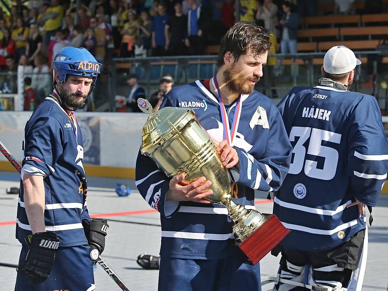 Alpiq Kladno – Kert Praha 0:2  , Kladno 18. 5. 2019, finále Extraligy hokejbalu 2018-9 , Kert vyhrál i třetí zápas a slaví titul.