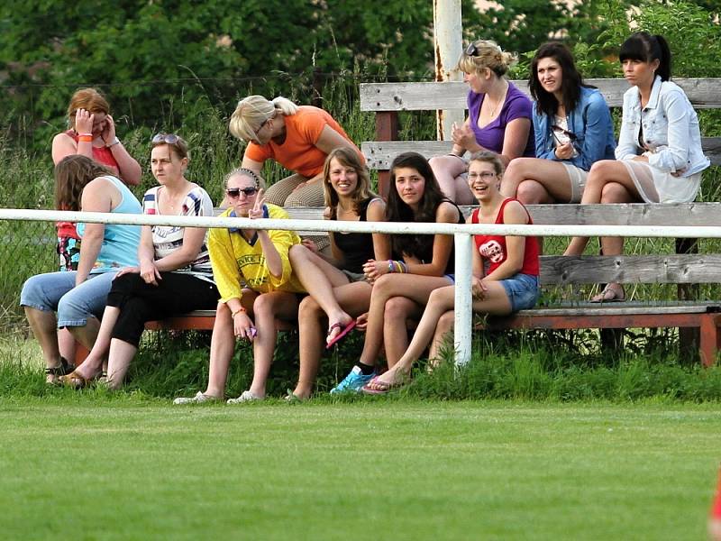 Slavoj Koleč - FK Žižice 1:0 , utkání III. tř., sk. B, okr. Kladno, 8. 6. 2013