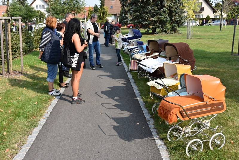 V sobotu se v Lidicích uskutečnil 3. ročník spanilé jízdy veteránů všech kategoriích.