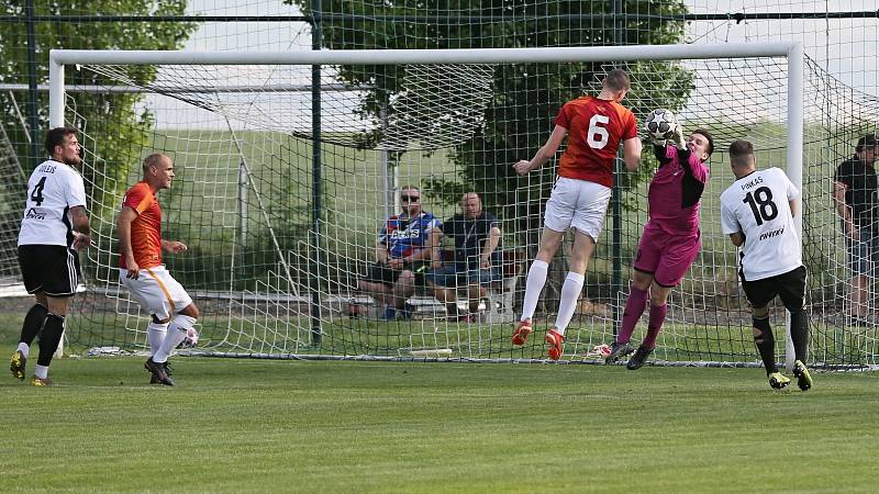 SK Hřebeč - Spartak Průhonice 2:0, finále Poháru SKFS, 8. 6. 2022