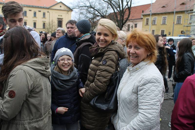 Návštěva prezidenta Miloše Zemana ve Slaném na náměstí.