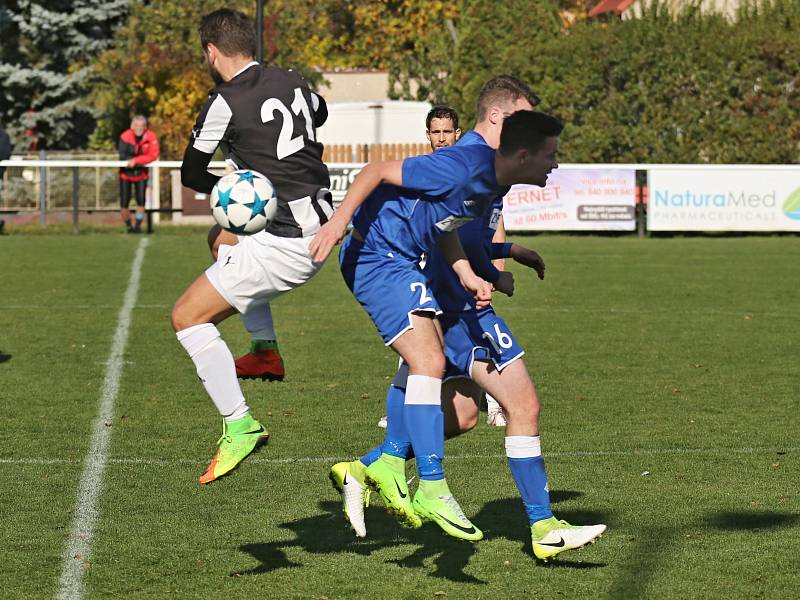 TJ sportovní klub Hřebeč - FK Mníšek pod Brdy 3:1 (1:1), I. A. tř., 14. 10. 2017