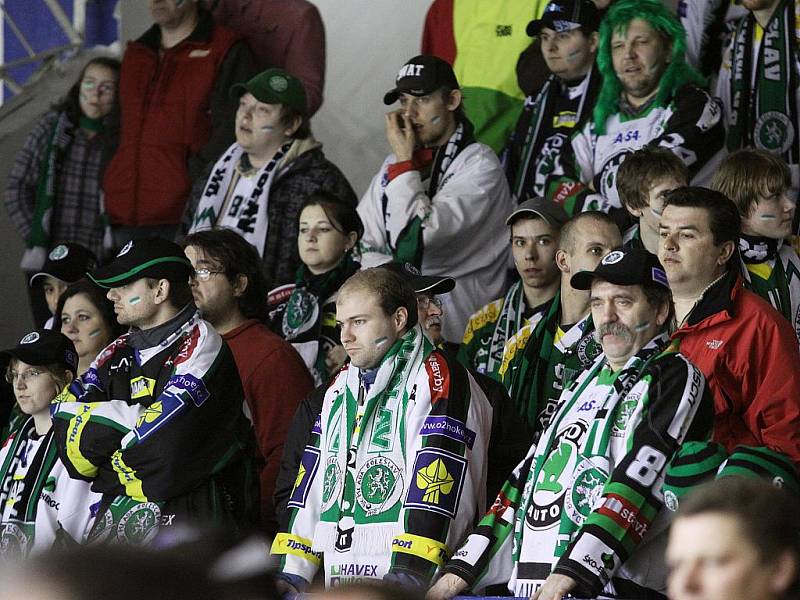 Fans Mladé Boleslavi // HC Vagnerplast Kladno - HC Mladá Boleslav 4:3, O2  ELH 2010/11, hráno 11.3.2011