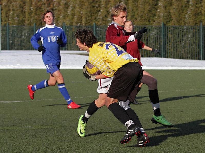 SK Kladno - Sparta Praha , Memoriál Vlastislava Marečka pořádaný ČMFS (Mladší dorost), UT Kladno - 27.11.2010