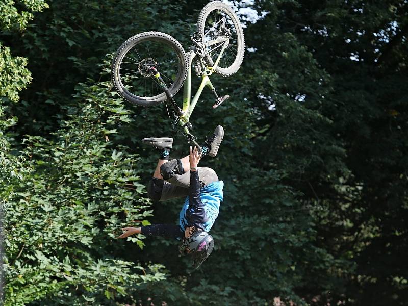 Netopýr BIKE FEST 2022 / Nouzov Poteplí 3. 9. 2022