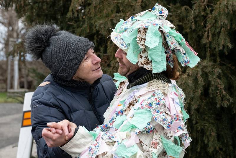 Tradiční masopust a zabijačka v Máslovicích.