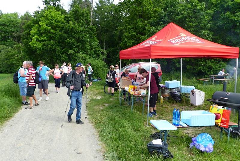 Družecká šlápota přivítala pěší i cyklisty.